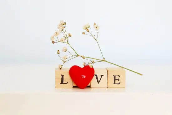 卡地亚戒指结婚用好不好(品牌保障与珠宝工艺的完美结合) 卡地亚戒指结婚用好不好(品牌保障与珠宝工艺的完美结合)